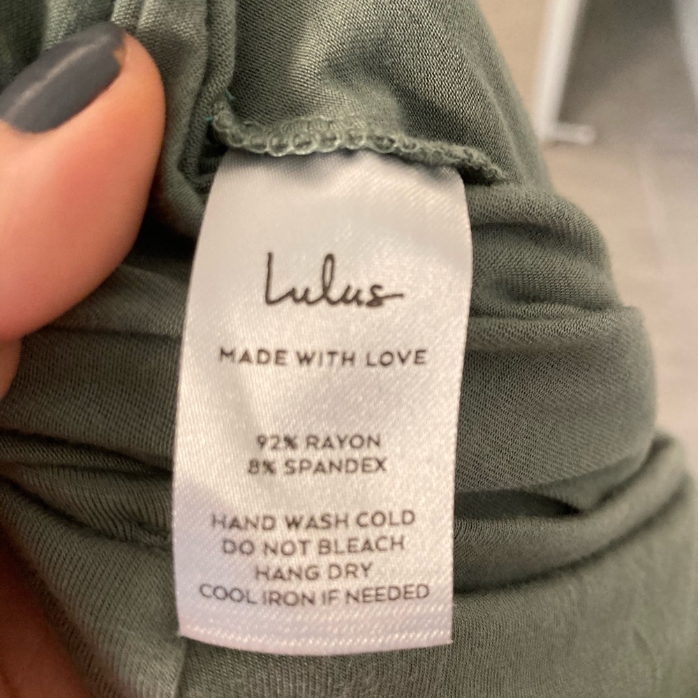 Lulu’s Sunny Soiree Dark Sage Green One-Shoulder Tie-Front Romper sz M - Picture 6 of 6